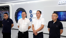 綿陽(yáng)市政協(xié)副主席、民盟綿陽(yáng)市委主委胡進(jìn)耀一行到德勝釩鈦調(diào)研