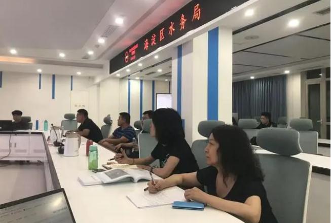 降雨持續(xù)！北京急調(diào)16名水利專(zhuān)家奔赴8區(qū)現(xiàn)場(chǎng)協(xié)助防汛